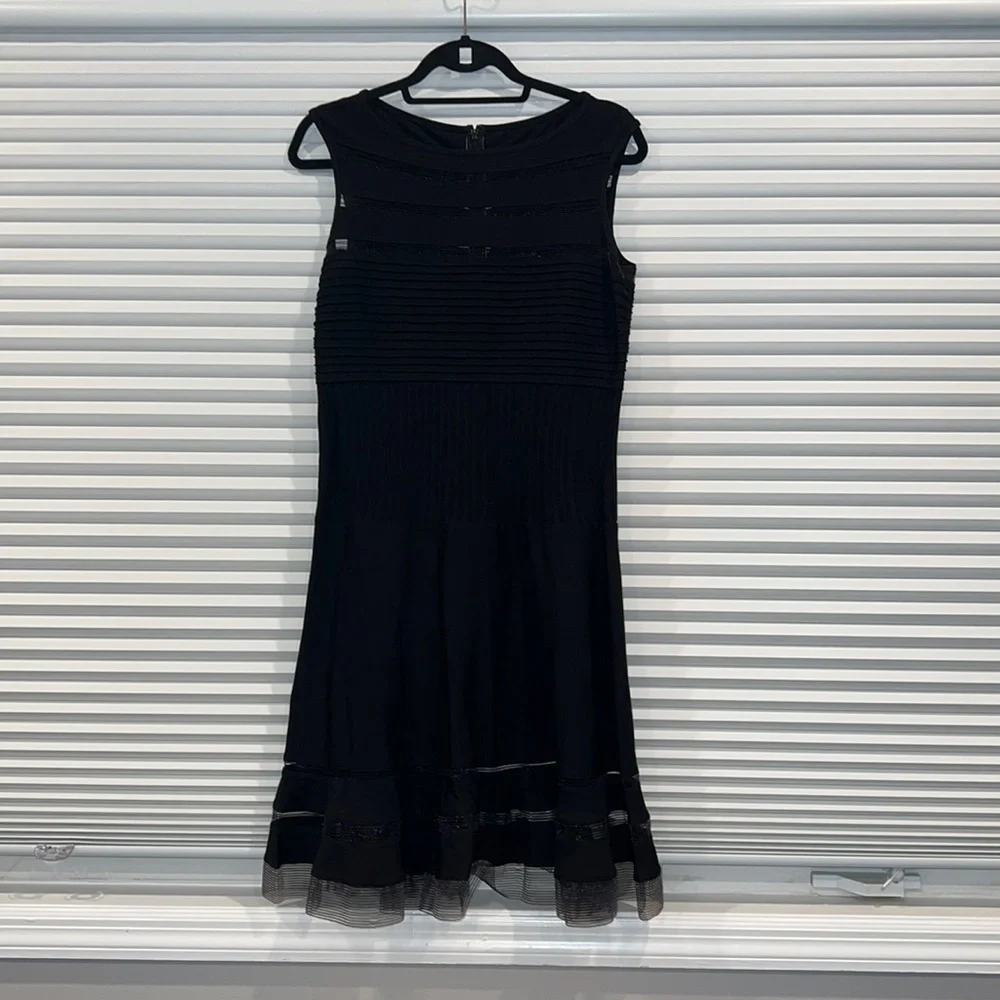 TADASHI SHOJI ILLUSION COCKTAIL DRESS W/ TULLE DETAIL & BACK ZIPPER CLOSURE - Picture 6 of 13